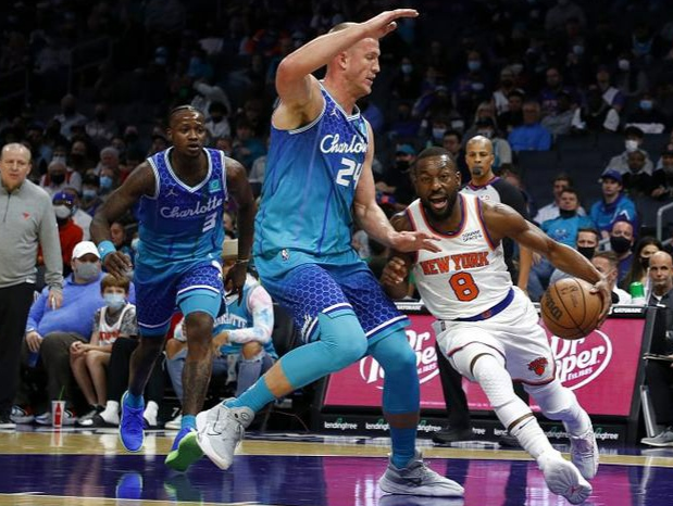 开云体育服务-包含菲尼克斯太阳训练开放日，赛前状态回暖引欢呼，全明星赛在即，轮换策略成焦点的词条