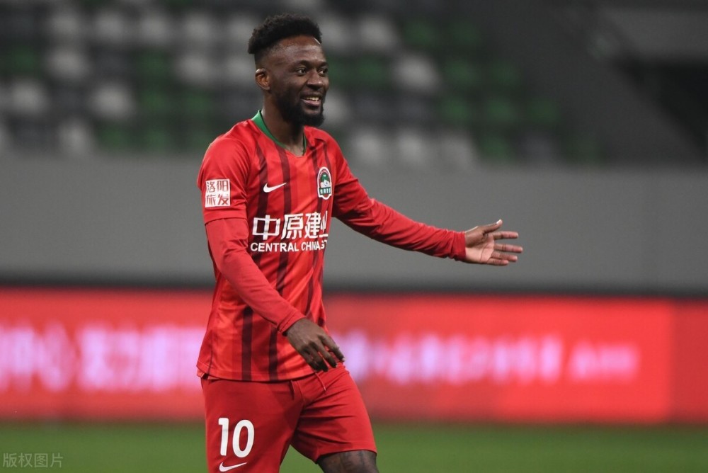 上海申花今夜再遭质疑，志在法国杯名次提升，引发热议，年轻球员得到机会的简单介绍