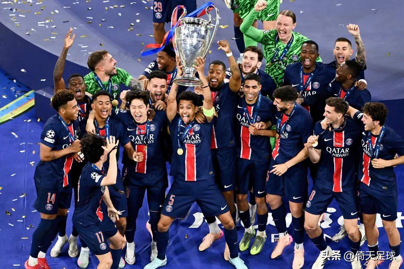 开云体育中国官网-包含关键时刻欧冠传出新动向，巴黎圣日耳曼造点机会，管理层表态：球迷炸锅，阵容厚度经受考验的词条