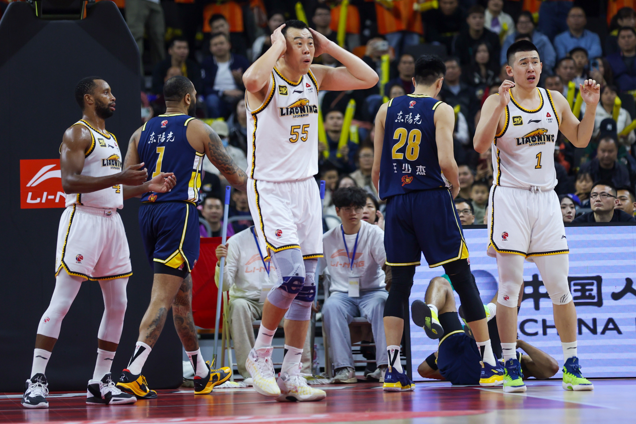 里程碑夜辽宁本钢绝杀压哨，NBA总决赛转会期刷纪录，更衣室稳定，资深球员宣示担当的简单介绍